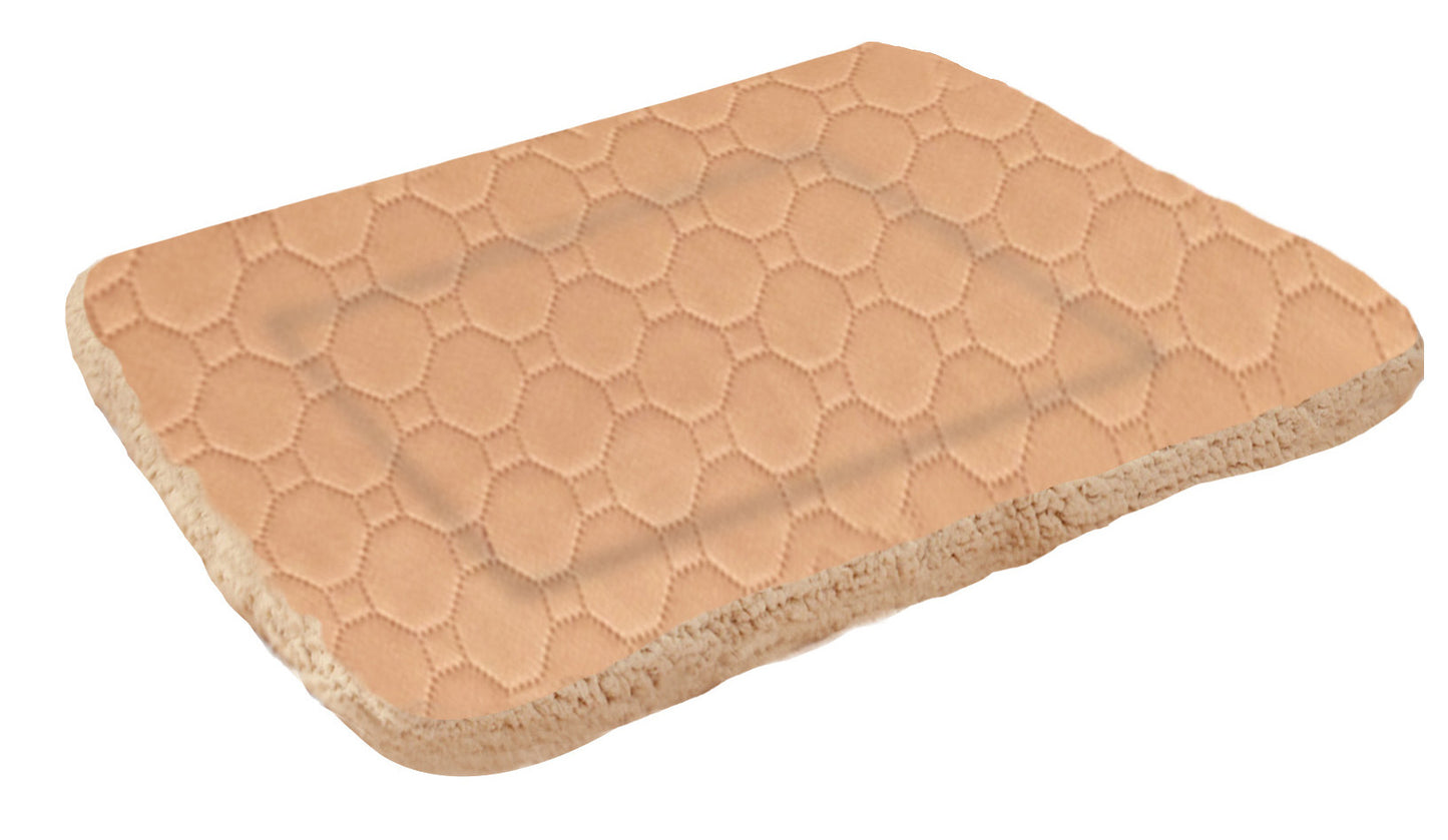 Three Layers Of Pet Mats That Quickly Absorb Sweat And Keep Warm